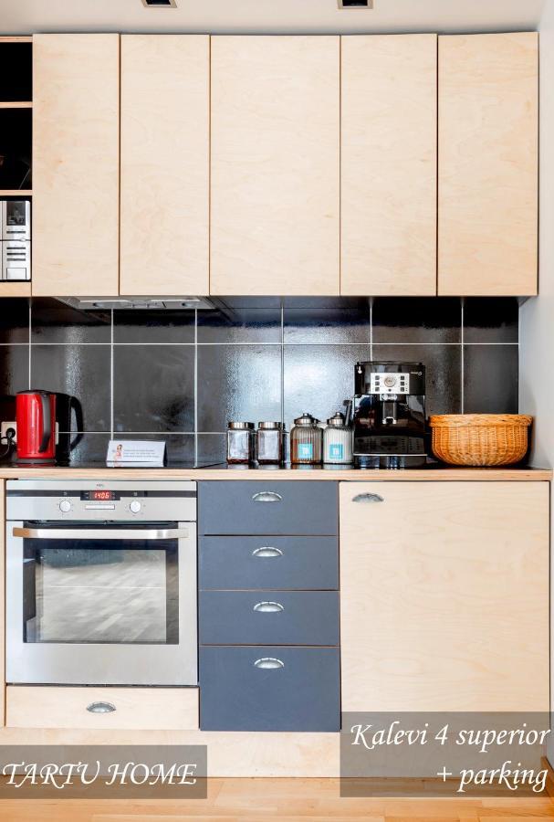 Apartment Kvartal Delux, Parking,